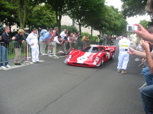 24 Heures du Mans 2008 - Page 2 Parade17