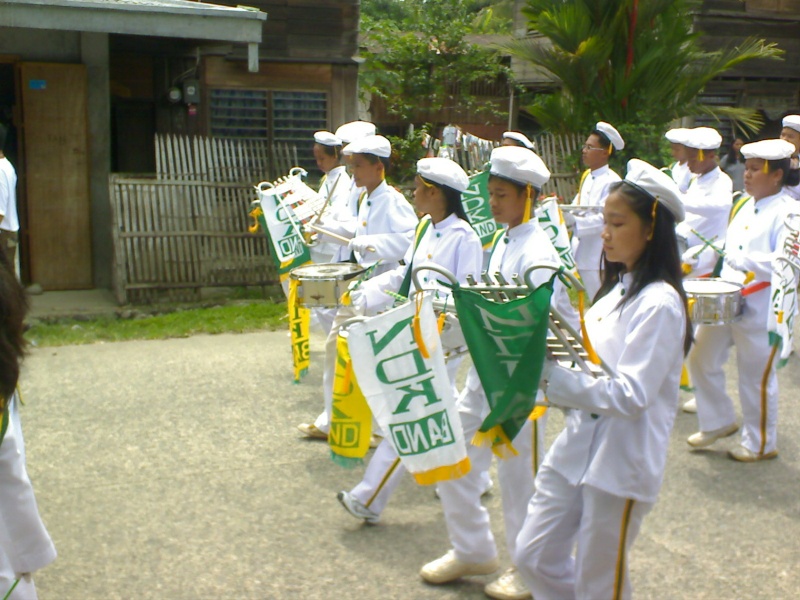 Fiesta Parade in Kiamba Dsc00016