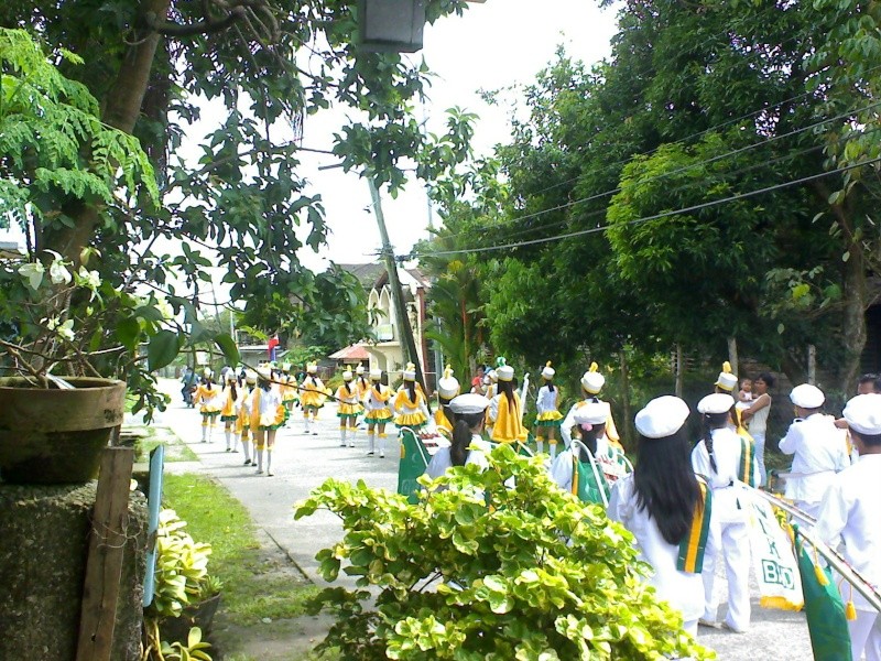 Fiesta Parade in Kiamba Dsc00017