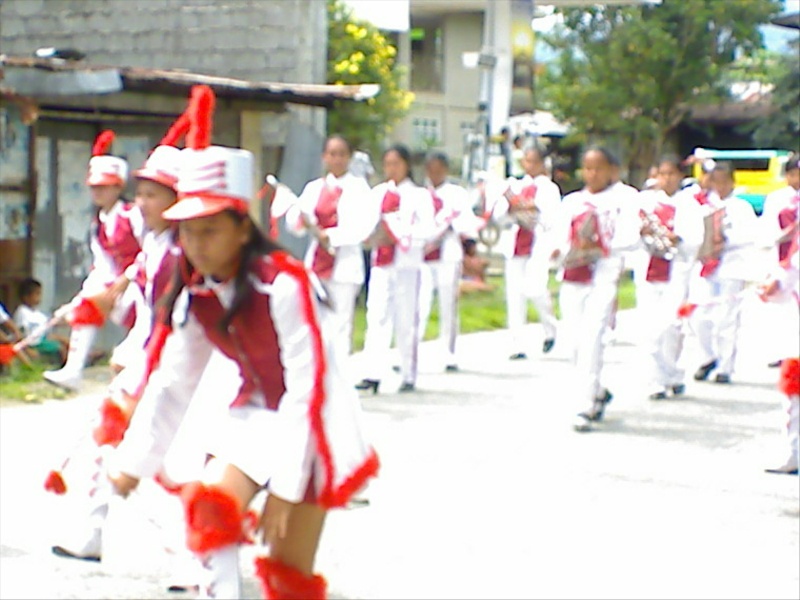 Fiesta Parade in Kiamba Dsc00022
