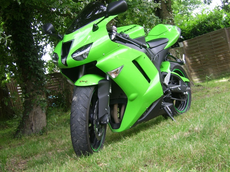 [VOTE] Concours photo - Page 4 Zx6r2010