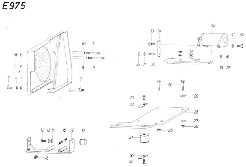 Mon microtracteur 1050 D ou resurection d'un dinosaure - Page 2 Img03210