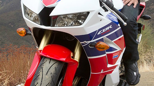 Honda 600 CBR RR - Page 2 600rr211