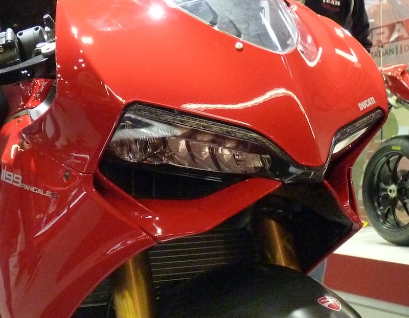 Salon de la Moto : Paris 2011... - Page 2 P1050521