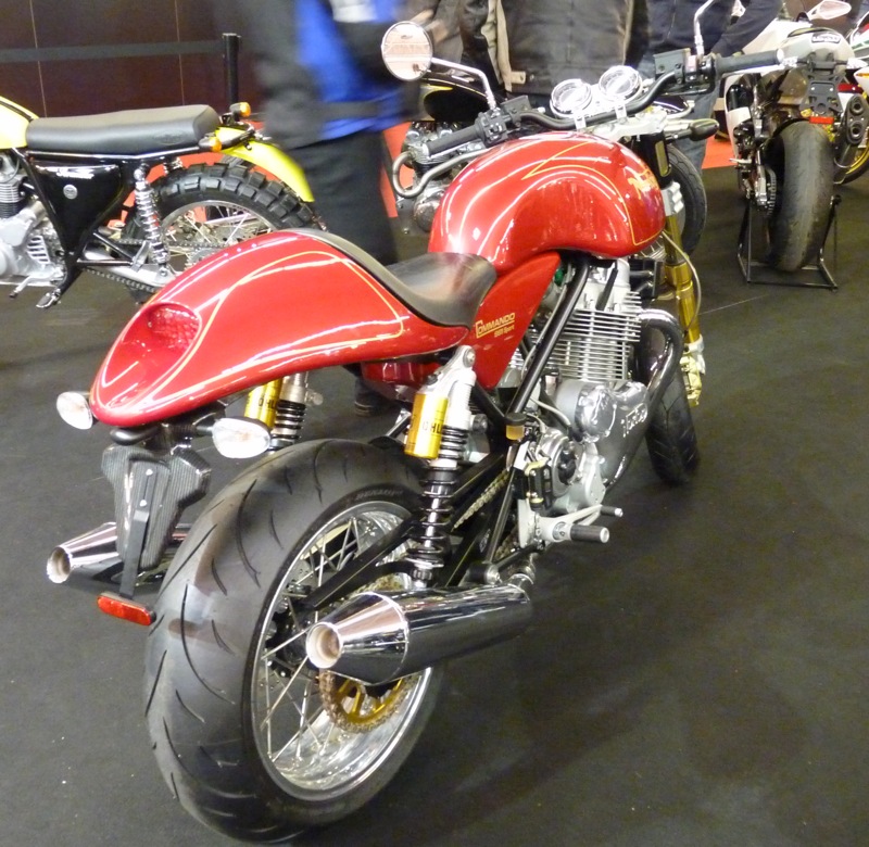 Salon de la Moto : Paris 2011... - Page 2 P1050616