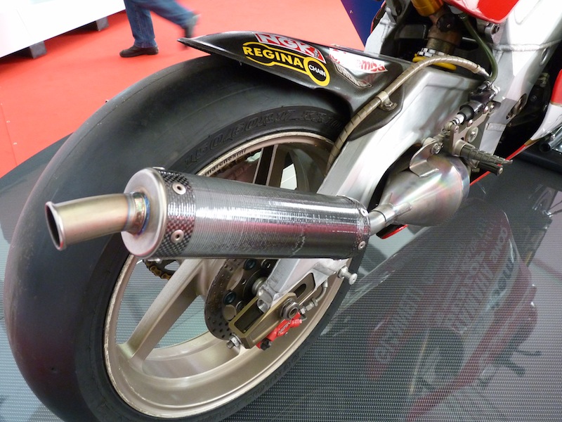 Salon de la Moto : Paris 2011... - Page 2 P1050711