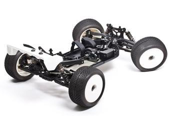 Mes chassis 1/8 pour 2012 (G@B) Mbx6te11