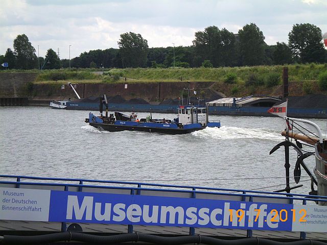 Rheinwanderung in Duisburg - Museum zu den Museumsschiffen 14_tan10