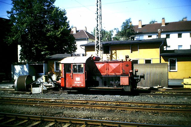 Kleindiesellok Köf II - DB-Baureihe 322-324 - DR BR 100 / 310 5_323_11