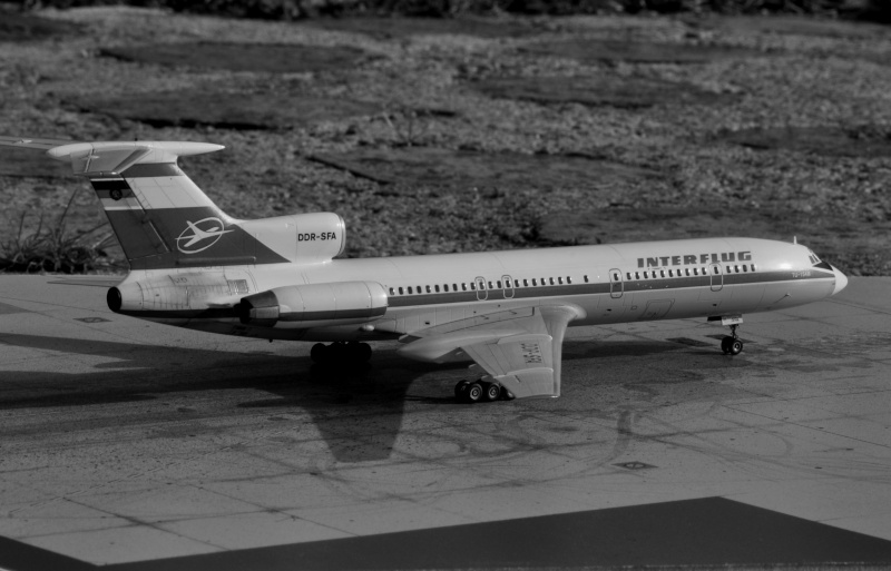 Tupolev Tu-154M 1/144 Finish64