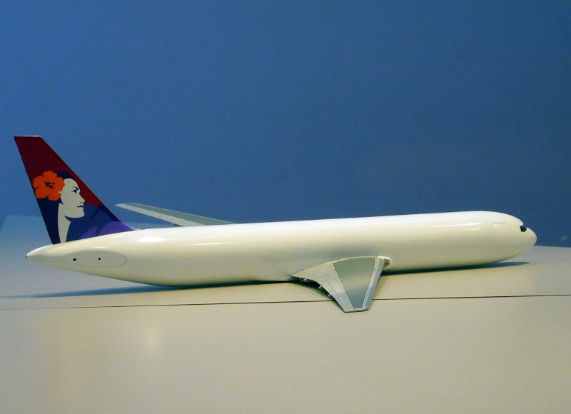 [Concours Liners] Boeing 767-300 Zvezda 1/144 Hawaiian Airlines - Page 2 Fuse_527