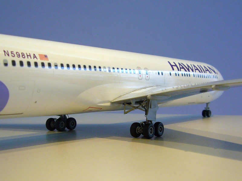[Concours Liners] Boeing 767-300 Zvezda 1/144 Hawaiian Airlines - Page 4 Fuse_824