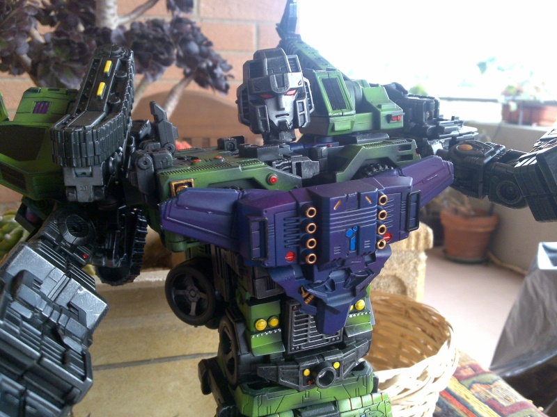 DEVASTATOR CUSTOM E CALENDARMAN LEGO CUSTOM Dev210