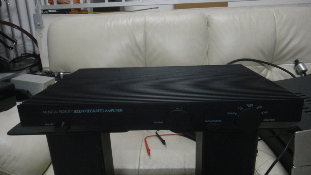 Musical Fidelity B200 integrated amplifier SOLD Dsc06528