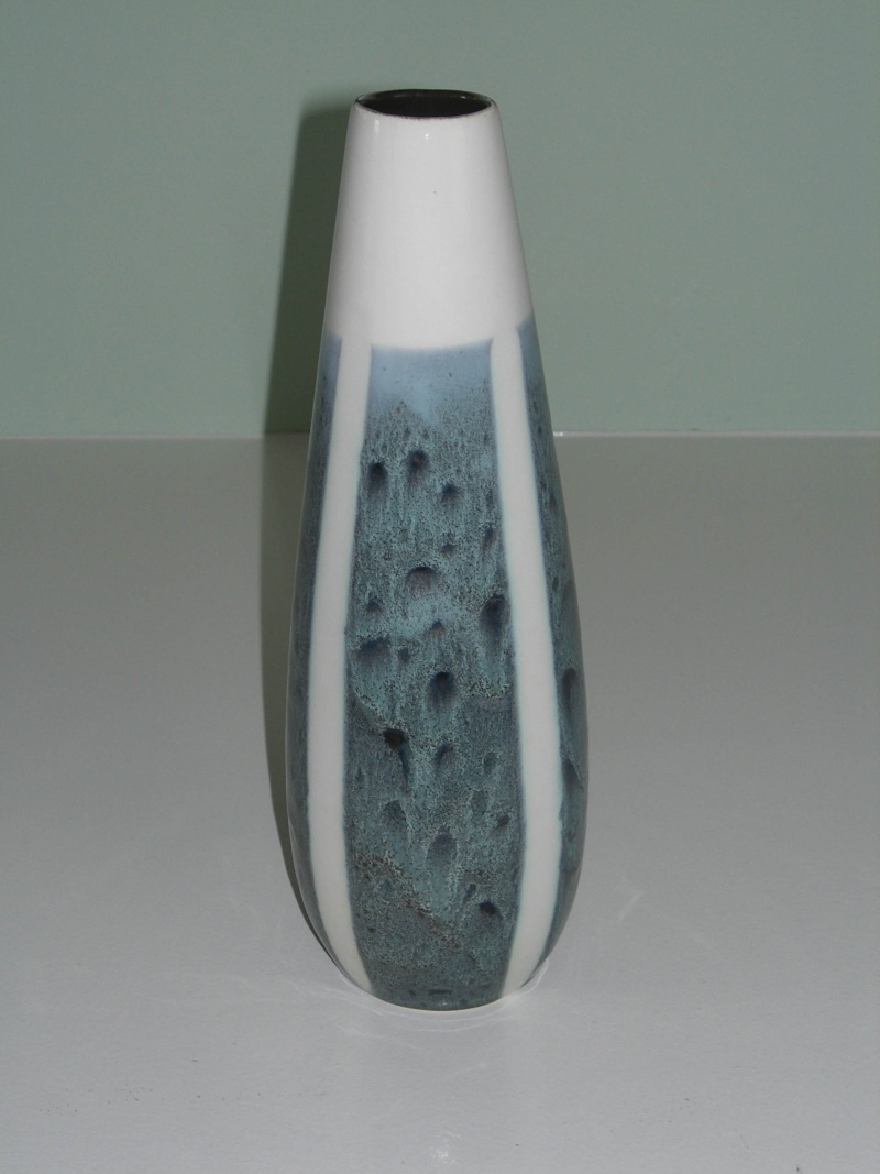 German? Vase For ID 28040410