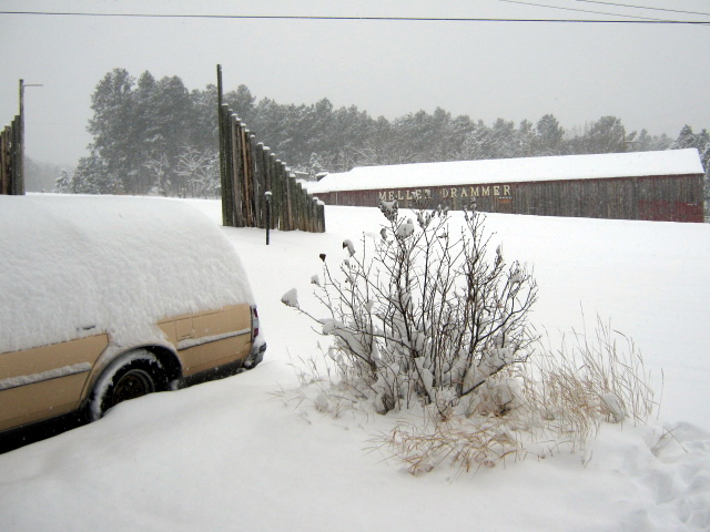 The Wagon in South Dakota Snow111