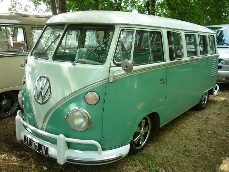 The French VW Bus Meeting - Fley 2012 2728_109