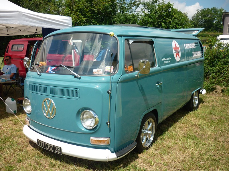 The French VW Bus Meeting - Fley 2012 2728_127