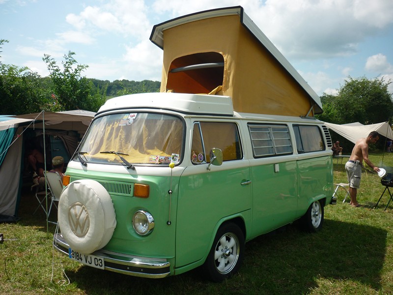 The French VW Bus Meeting - Fley 2012 2728_128