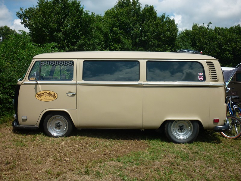 The French VW Bus Meeting - Fley 2012 2728_131
