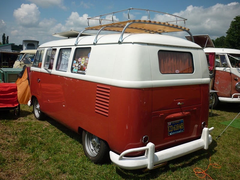 The French VW Bus Meeting - Fley 2012 2728_135