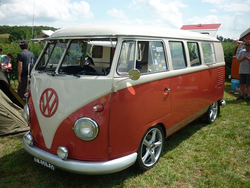The French VW Bus Meeting - Fley 2012 2728_139