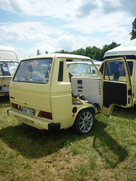 The French VW Bus Meeting - Fley 2012 2728_148