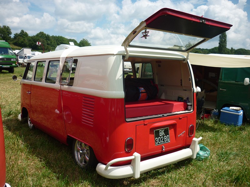 The French VW Bus Meeting - Fley 2012 2728_156