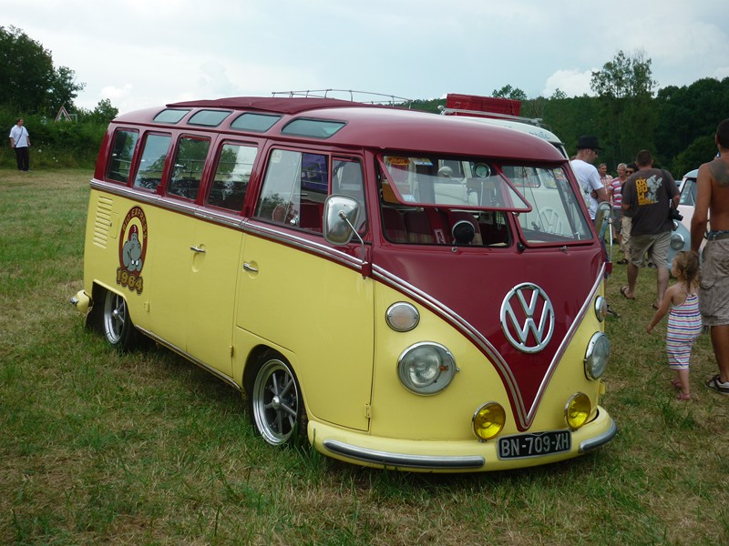 The French VW Bus Meeting - Fley 2012 2728_159