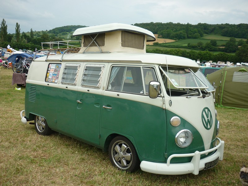 The French VW Bus Meeting - Fley 2012 2728_163