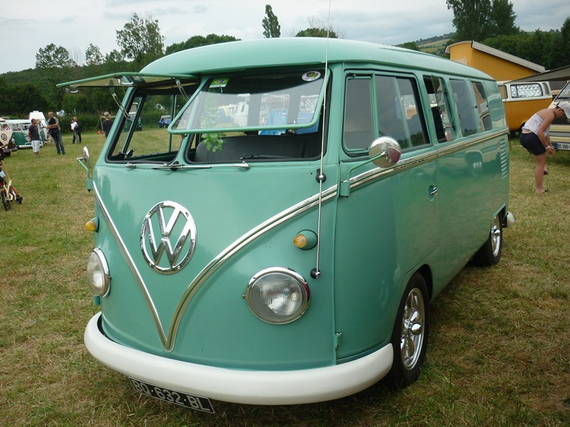 The French VW Bus Meeting - Fley 2012 2728_166