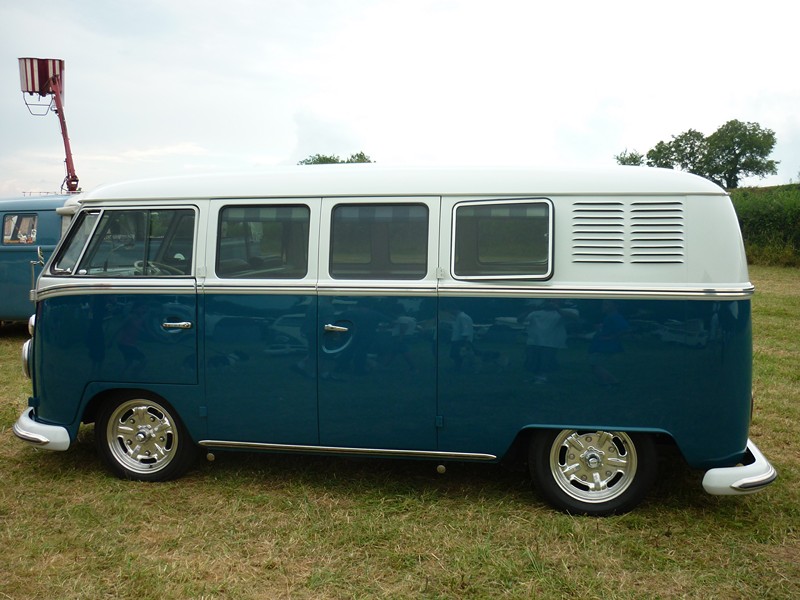 The French VW Bus Meeting - Fley 2012 2728_174