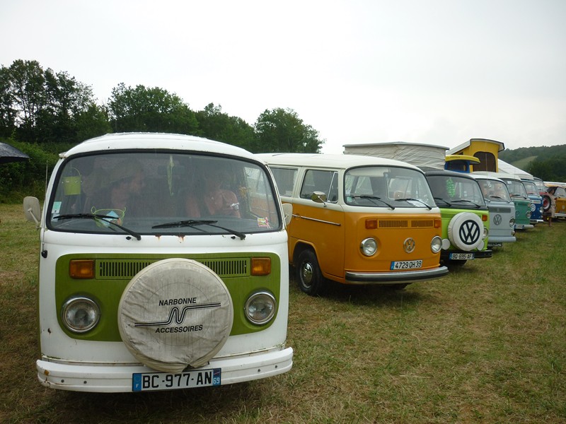 The French VW Bus Meeting - Fley 2012 2728_183