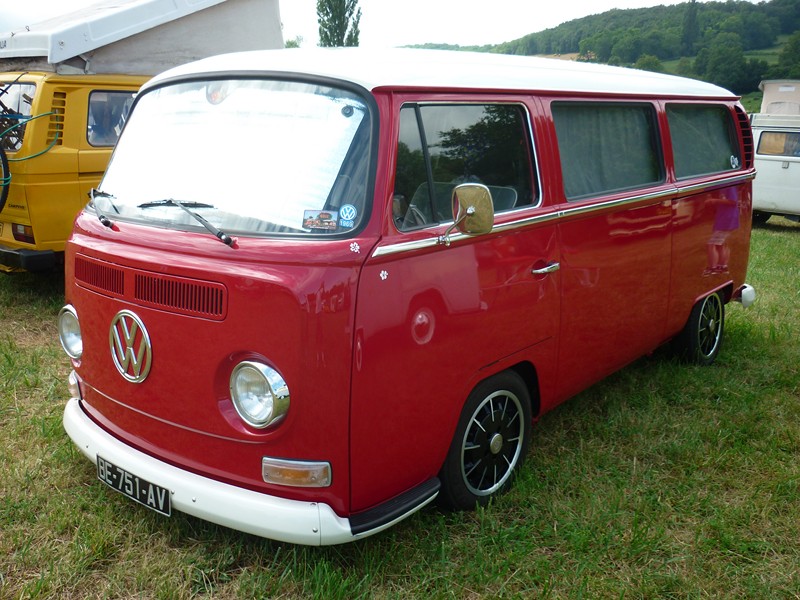 The French VW Bus Meeting - Fley 2012 2728__25