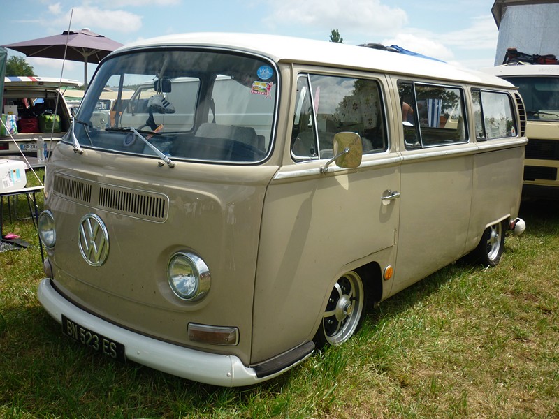 The French VW Bus Meeting - Fley 2012 2728__29