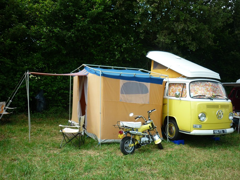 The French VW Bus Meeting - Fley 2012 2728__30