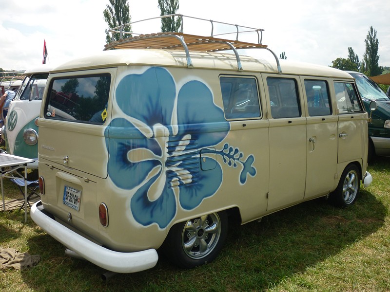 The French VW Bus Meeting - Fley 2012 2728__38