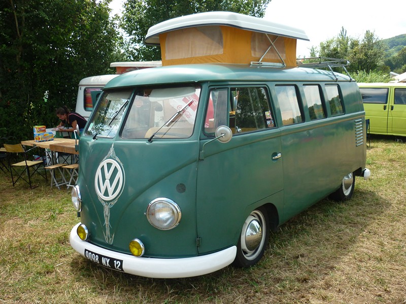 The French VW Bus Meeting - Fley 2012 2728__45