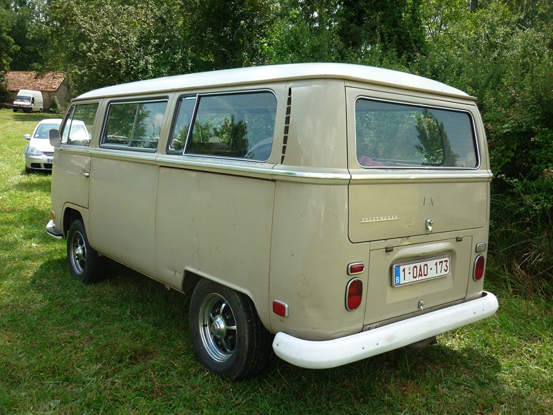 The French VW Bus Meeting - Fley 2012 2728__70