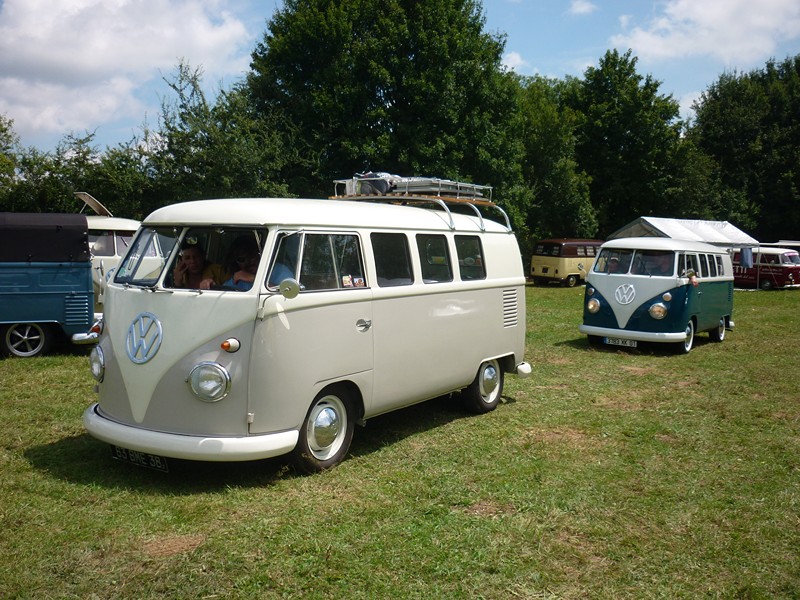 The French VW Bus Meeting - Fley 2012 2728__73