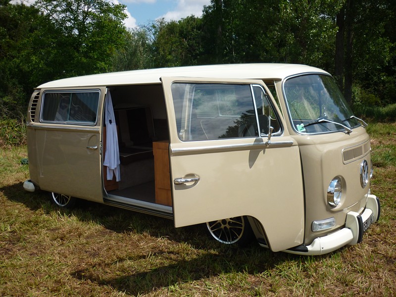 The French VW Bus Meeting - Fley 2012 2728__78