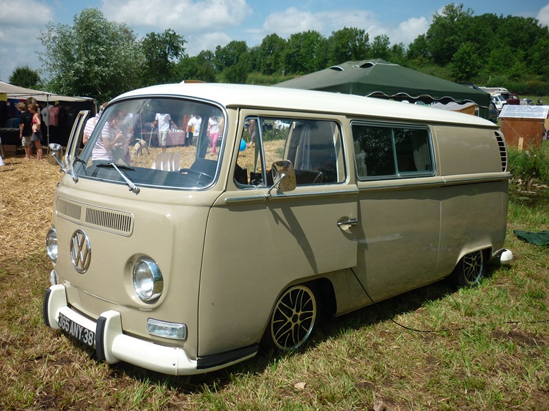 The French VW Bus Meeting - Fley 2012 2728__80