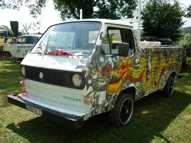 The French VW Bus Meeting - Fley 2012 2728__96