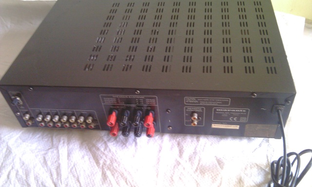 Marantz PM4000 integrated amp (sold)  Imag0125