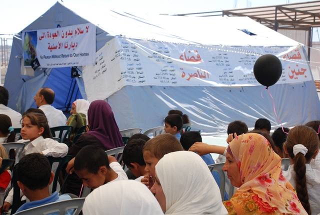 المنتدى الثقافي وجمعية بيت اجزا بشراكة مع مدرسة بيت اجزا اساسية ينظمون مهرجا النكبة 17-5-2012  Dsc_1473