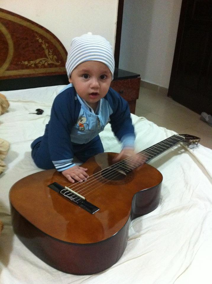 دروس تعلم العزف على آلة العود مع الأستاذ القدير أحمد الويسي.. Dddd10