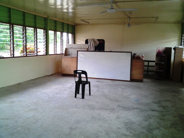 Pengubahsuaian bilik KH ke Pusat Sumber Sekolah -nov2012 20121117