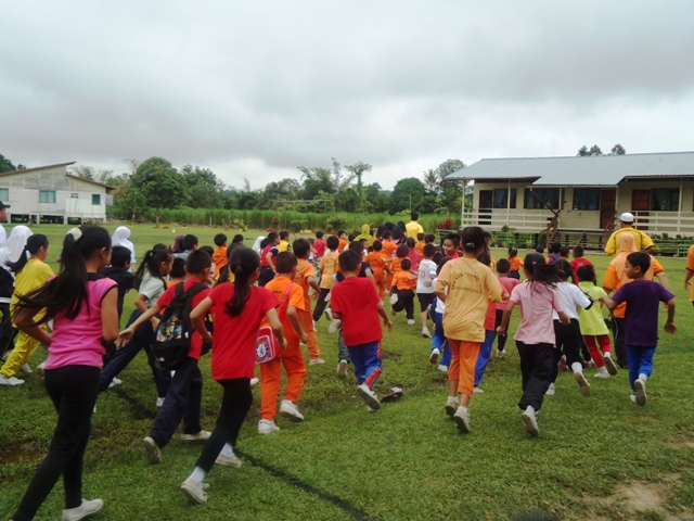 Larian Serentak 1Murid 1Sukan 1 Malaysia -1julai2011 Dsc05422