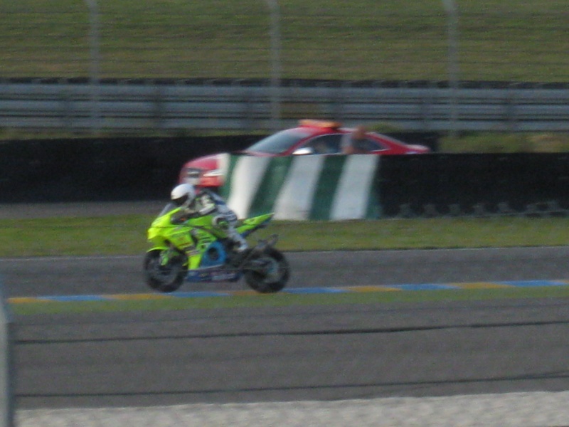 24 heures motos 2011 . Img_3111