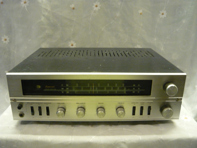 Sansui 220 tube receiver amplifier (used) SOLD P1060924